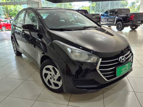HYUNDAI HB20S 1.6 COMFORT PLUS 16V FLEX 4P AUTOMÁTICO